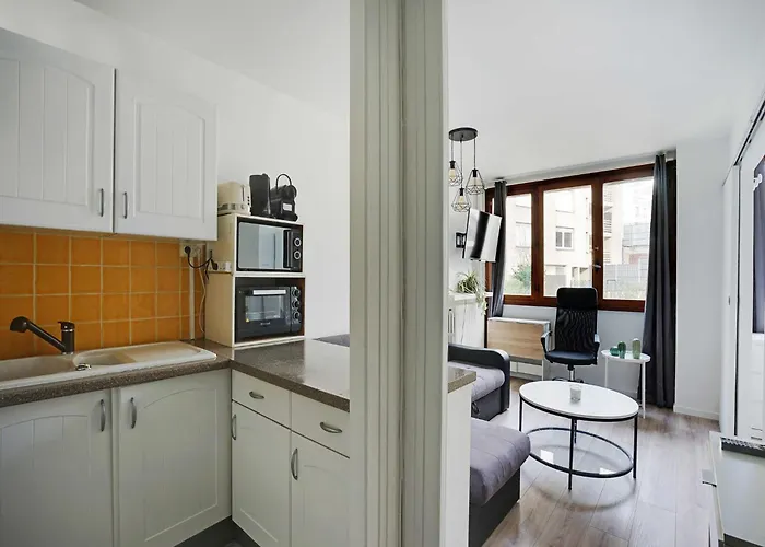 아파트 Charming 1bdr 2p 15th Exhibition Centre *