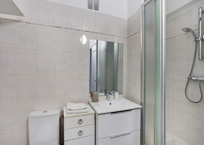 Charming 1bdr 2p 15th Exhibition Centre * 파리